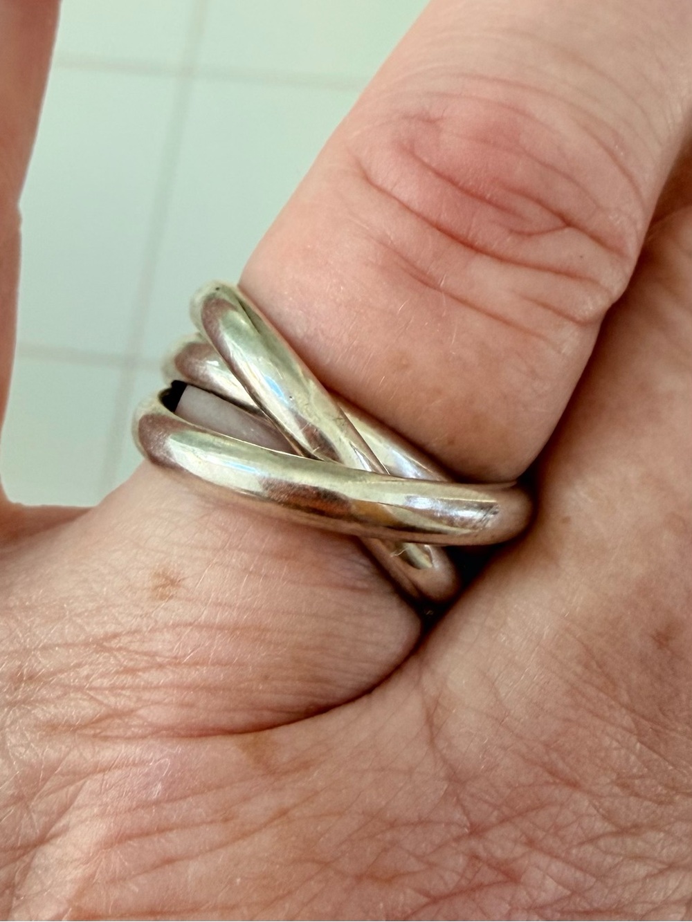Sterling Silver 3 Band Rolling Ring, size 7